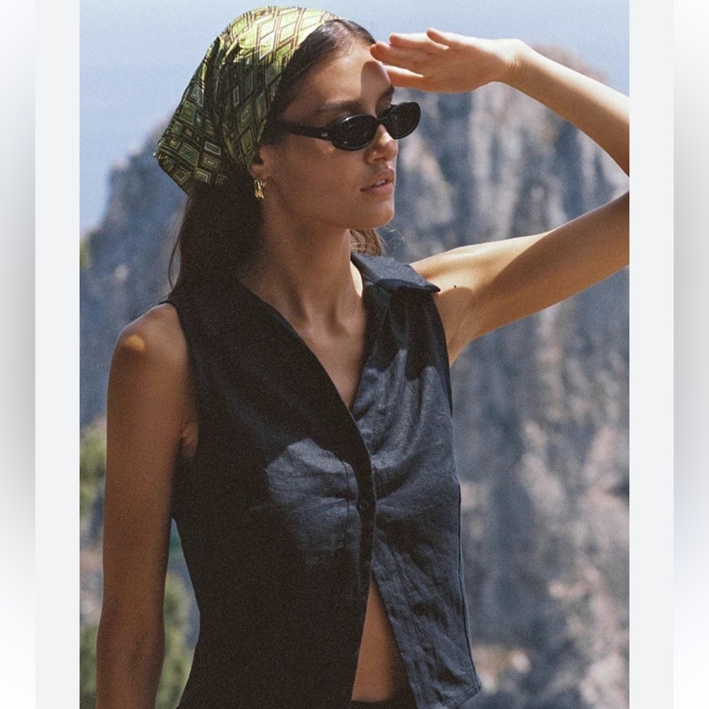 Faithfull the Brand Thalika top in Black